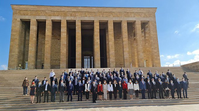 CHP Ata'nın huzuruna çıktı - Resim : 2