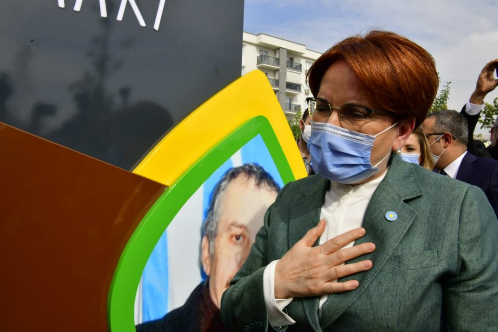 Meral Akşener gözyaşlarına boğuldu - Resim : 6