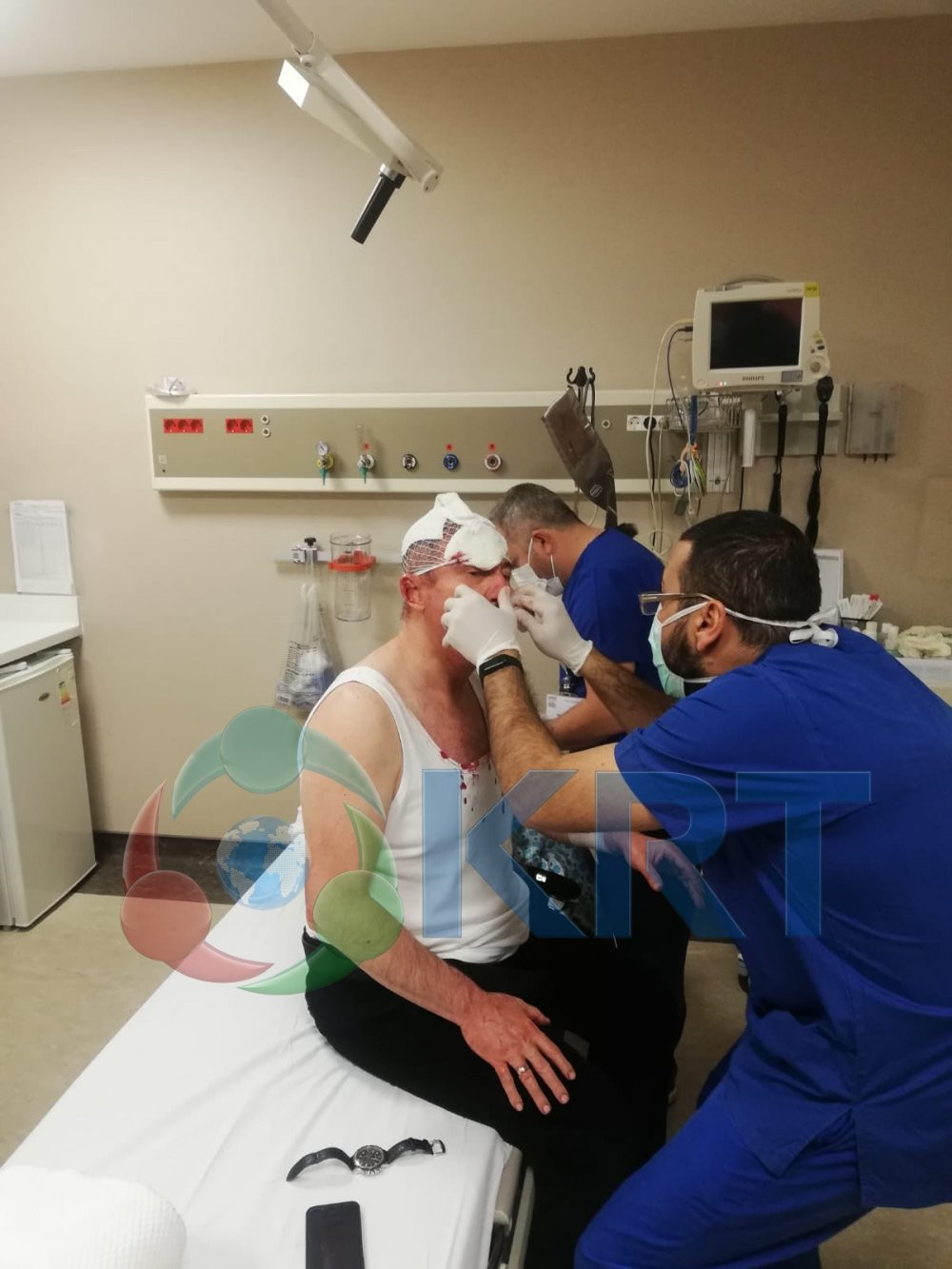 Selçuk Özdağ'a evinin önünde silahlı saldırı - Resim : 2