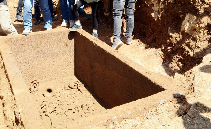 Bodrum’da bulunan 2 bin 400 yıllık lahitin kapağı ilk kez açıldı - Resim : 2