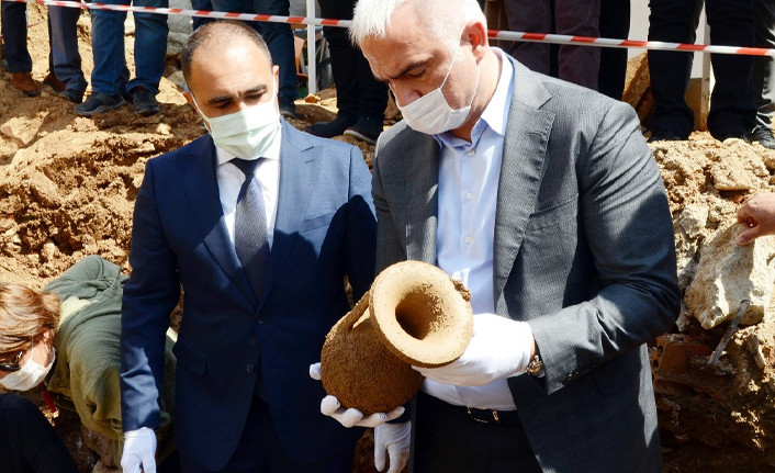 Bodrum’da bulunan 2 bin 400 yıllık lahitin kapağı ilk kez açıldı - Resim : 3