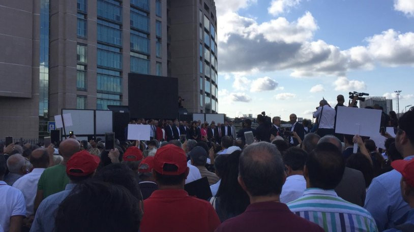 CHP, Kaftancıoğlu için ayağa kalktı... Binler Çağlayan'a akın etti - Resim : 3