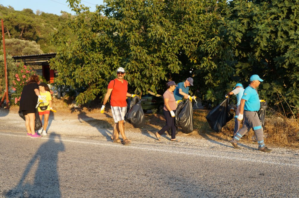 Marmaris'te çevre farkındalığı için temizlik imecesi - Resim : 2