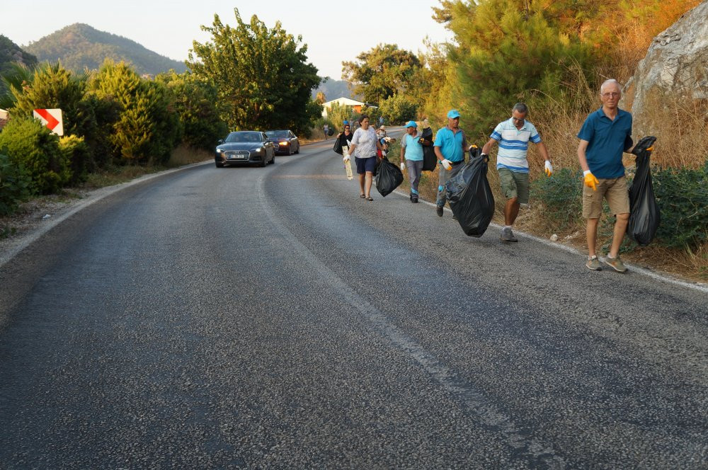 Marmaris'te çevre farkındalığı için temizlik imecesi - Resim : 4