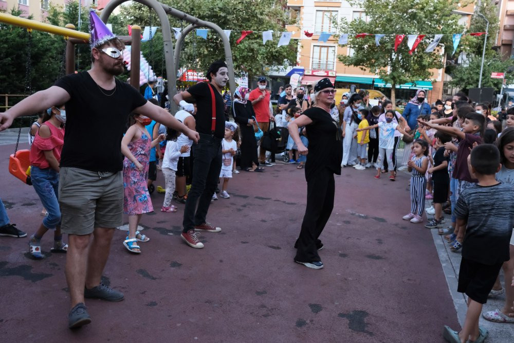 Maltepe'de festival coşkusu: Sanat sokağa taştı - Resim : 2