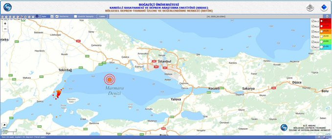 İstanbul'da şiddetli deprem - Resim : 1