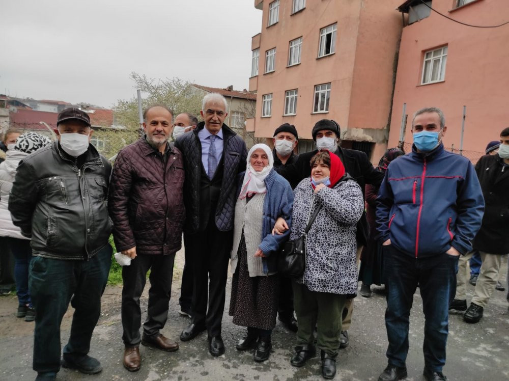 Halkın silahla tehdit edildiği mahalleye giden CHP'li vekilden flaş açıklama - Resim : 2