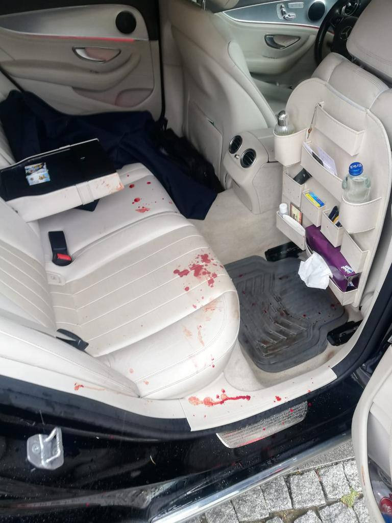 Selçuk Özdağ'a evinin önünde silahlı saldırı - Resim : 1