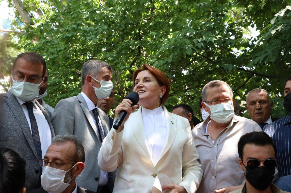 Akşener'den Kılıçdaroğlu'nun cumhurbaşkanlığı adaylığıyla ilgili flaş açıklama - Resim : 1
