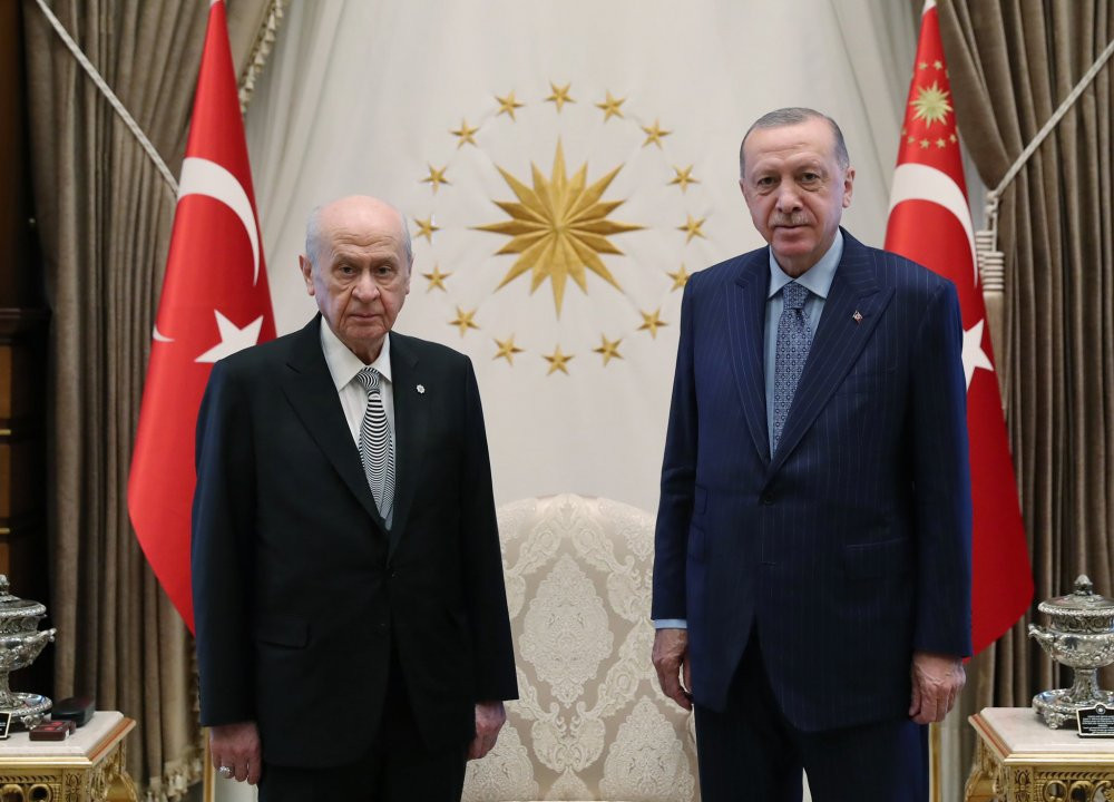 Bahçeli'den Erdoğan'a sürpriz ziyaret - Resim : 1