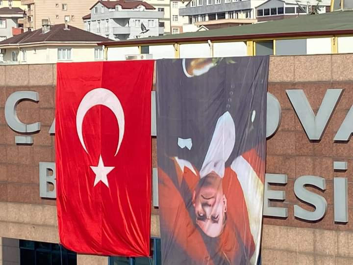 AKP'li Çayırova Belediyesi'nden Ata'ya büyük saygısızlık! - Resim : 2