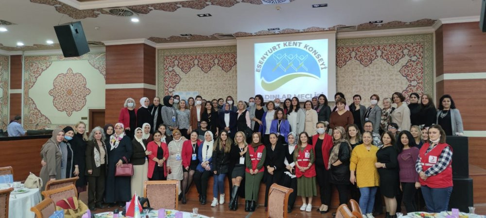 Esenyurtlu kadınlar 'gelecek' için buluştu: Bir arada güçlüyüz - Resim : 2