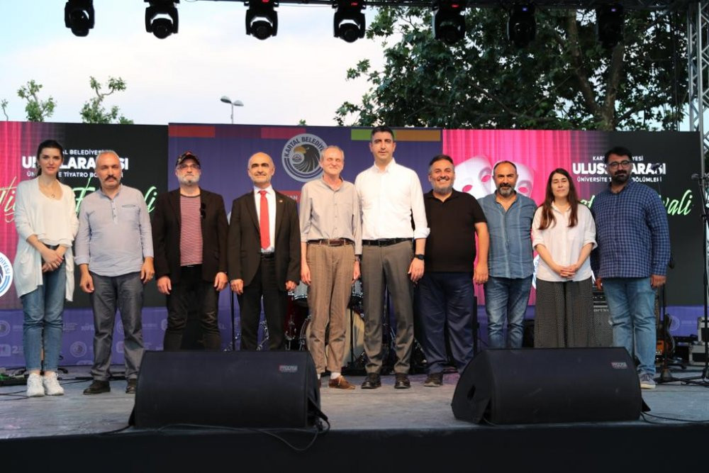 Uluslararası Üniversite Tiyatro Bölümleri Festivali’nde ödüller sahiplerini buldu - Resim : 1