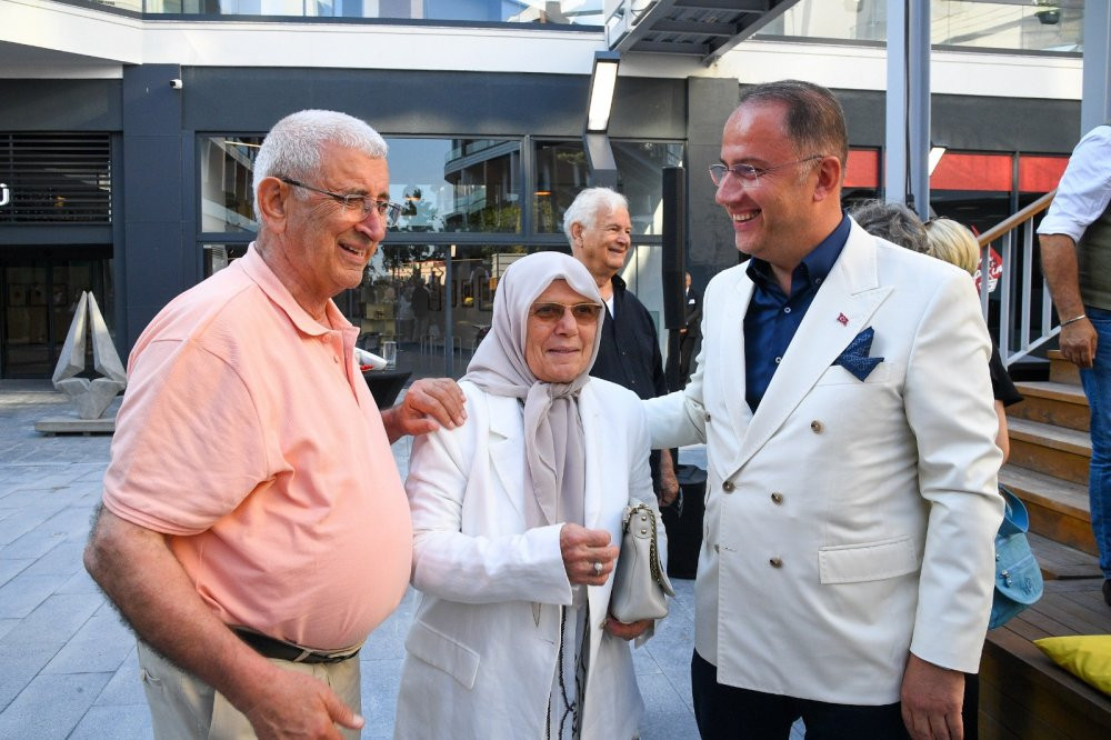 Şehrin yeni sanat noktası Beylikdüzü’nde açıldı - Resim : 1