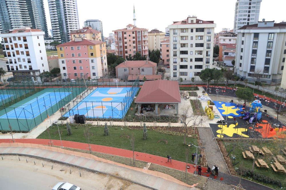 Karlıktepe’deki spor parkı projesinde sona yaklaşıldı - Resim : 1