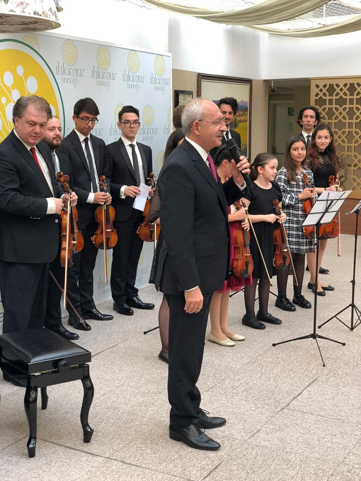 CHP Lideri'nden sürpriz doğum günü kutlaması - Resim : 1