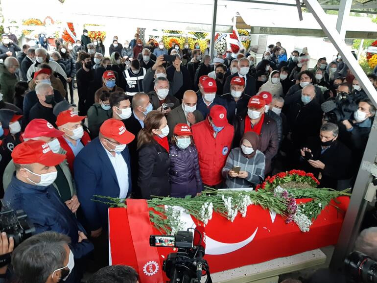 Timur Selçuk'a son veda... - Resim : 1