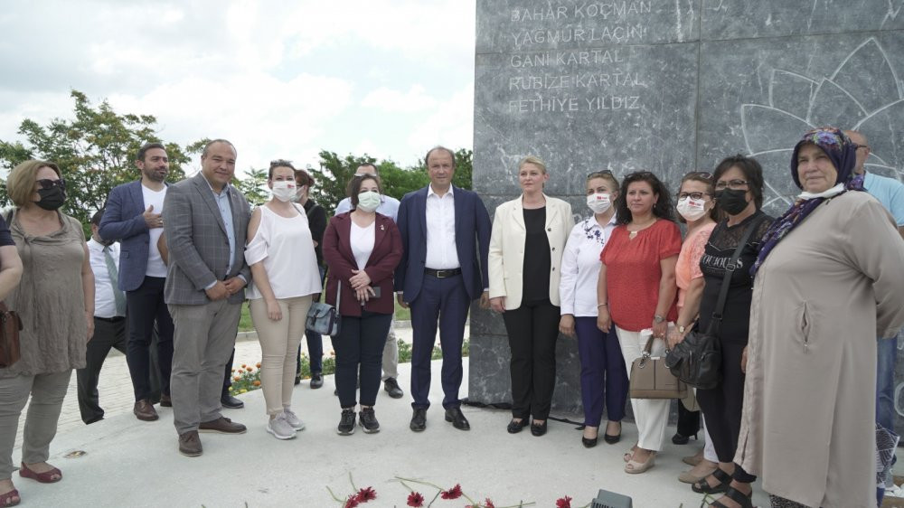 Çorlu tren faciasında hayatını kaybedenler anısına anıt - Resim : 1