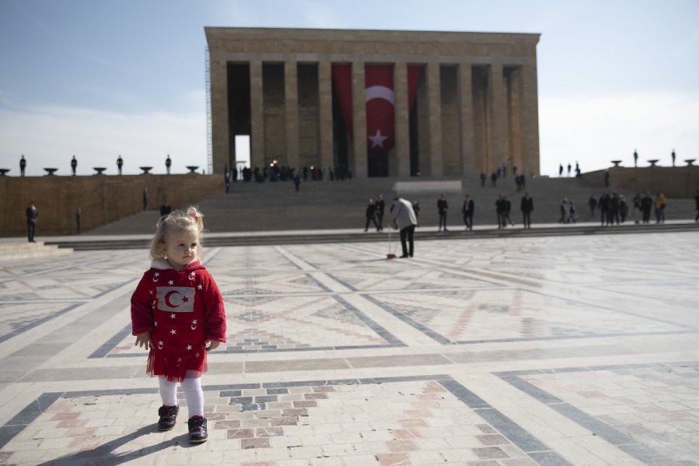 Üzgünüz ama umutluyuz Atam - Resim : 2