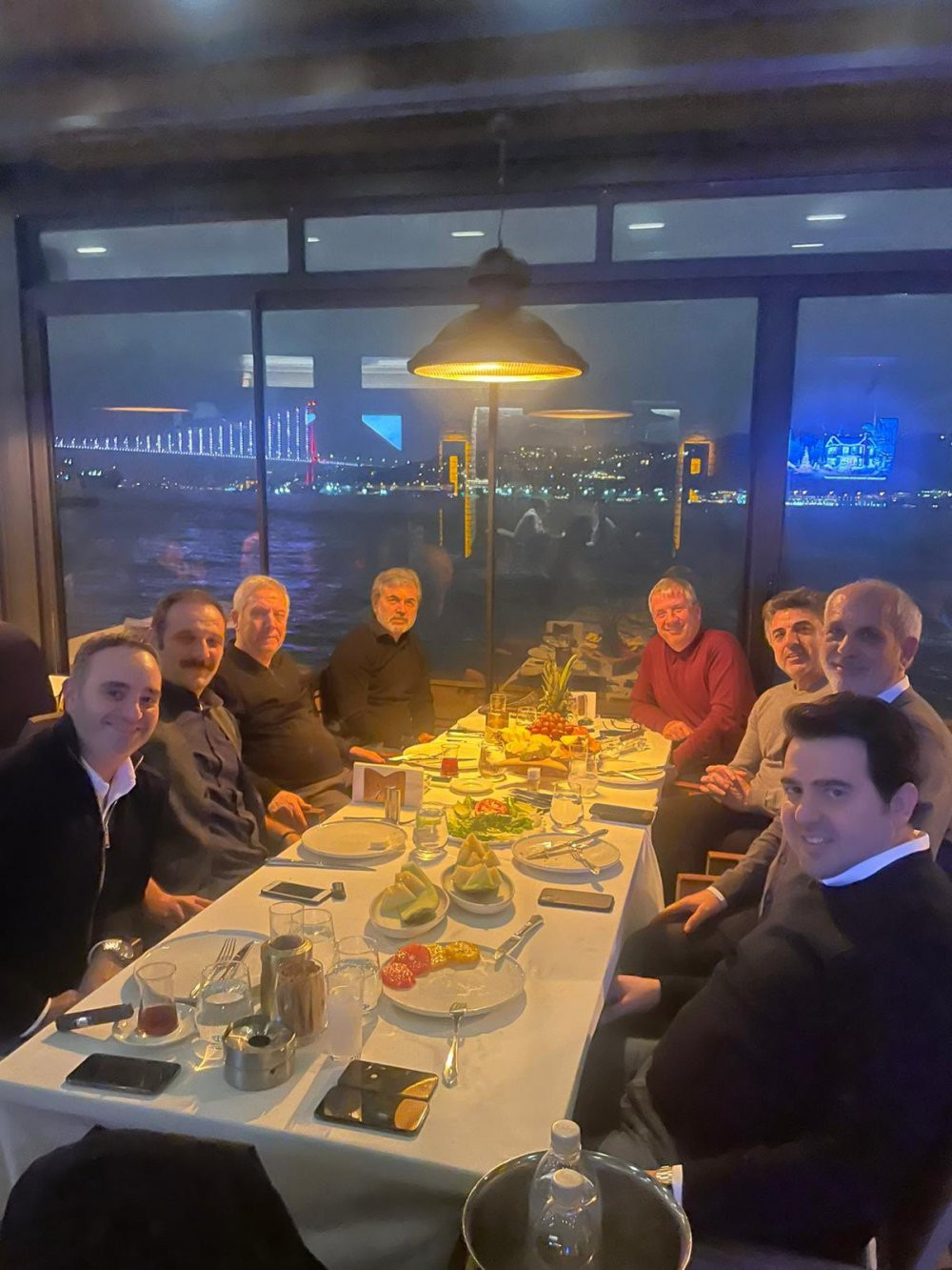 Şike kumpasından beraat eden Aziz Yıldırım, kararı boğazda kutladı - Resim : 2