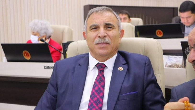 MHP'de kazan kaynıyor: Alt yönetim isyanda... - Resim : 2