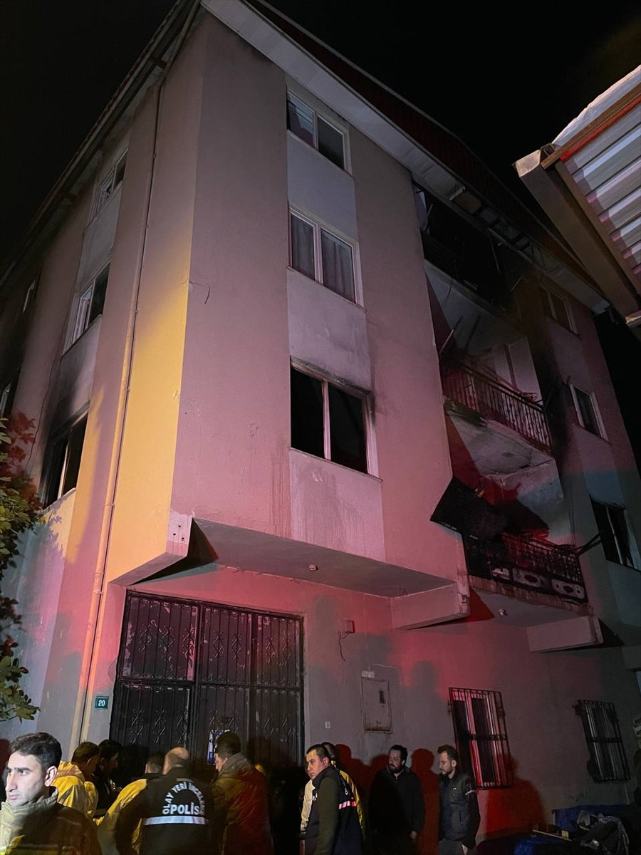 Bursa'da yangın faciası: 8'i çocuk 9 kişi öldü - Resim : 3