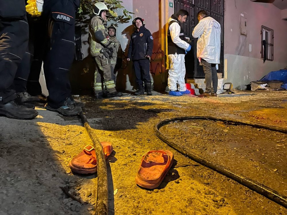 Bursa'da yangın faciası: 8'i çocuk 9 kişi öldü - Resim : 4