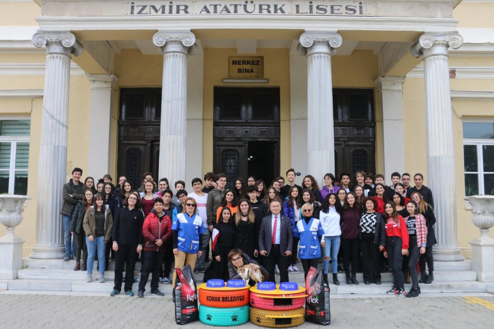 Belediye ile gençler sokak hayvanları için el ele verdi - Resim : 4