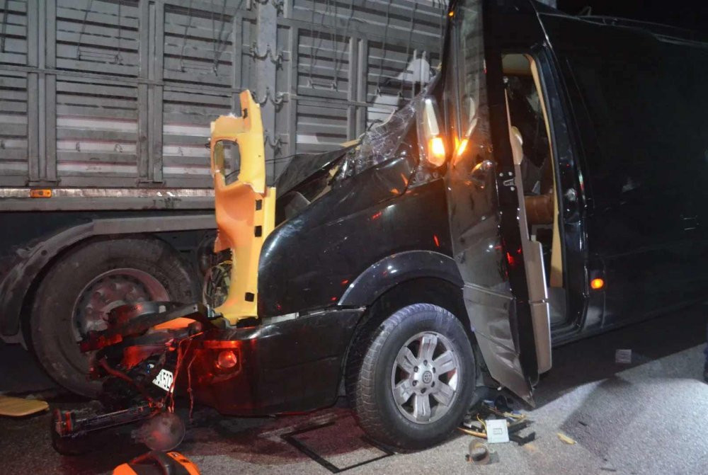 Trafik kazasında hayatını kaybeden ünlü oyuncuların görüntüleri ortaya çıktı - Resim : 3