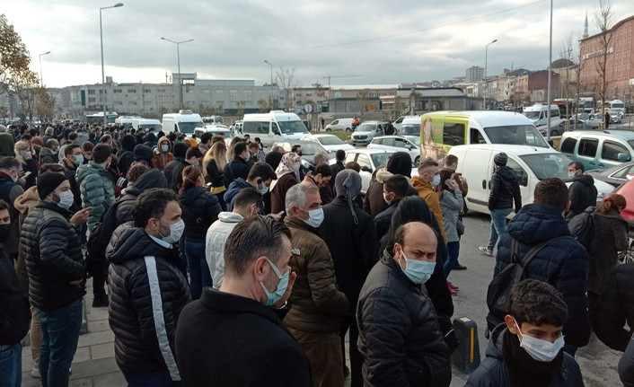 İstanbul'da trafo yangını metro seferlerini aksattı - Resim : 1
