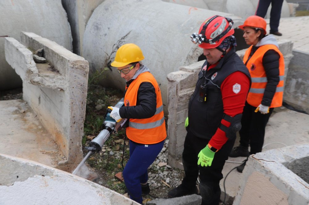 Kartal Arama Kurtarma Ekibi büyümeye devam ediyor - Resim : 2