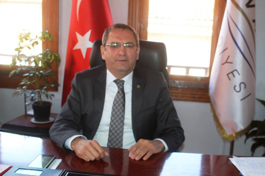 Ayvalık Belediye Başkanı Ergin'den T.C. hassasiyeti - Resim : 1