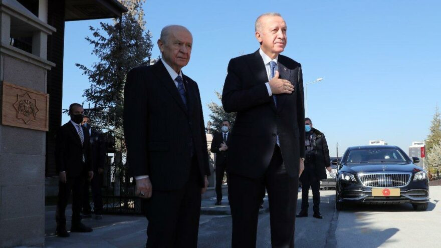 Erdoğan'dan Bah&ccedil;eli'ye s&uuml;rpriz ziyaret - Resim : 1