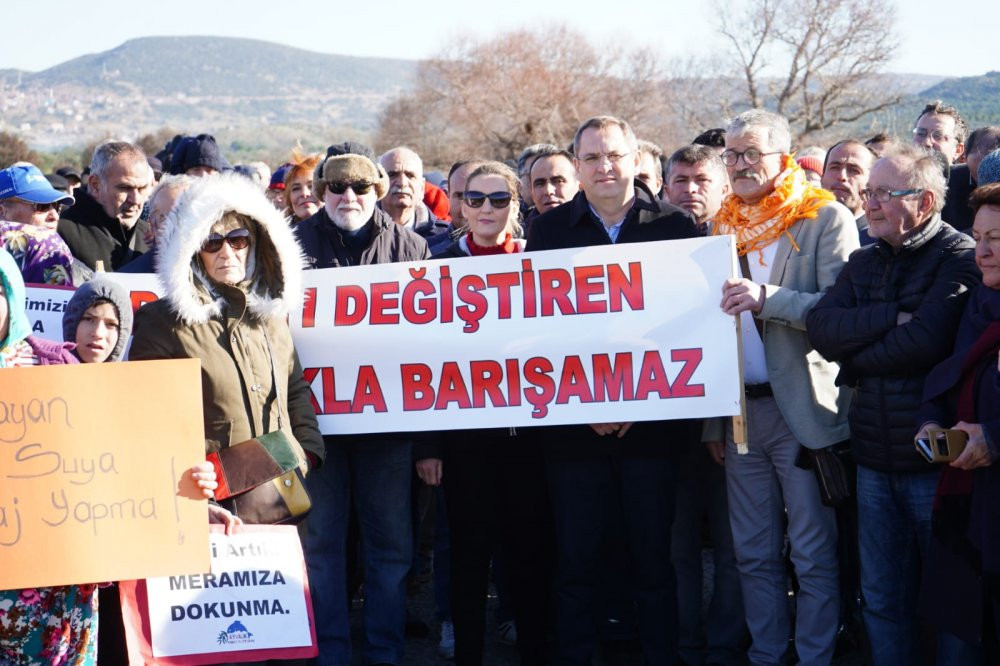 Köylüler; kadın, çoluk çocuk direnişe geçti! - Resim : 3