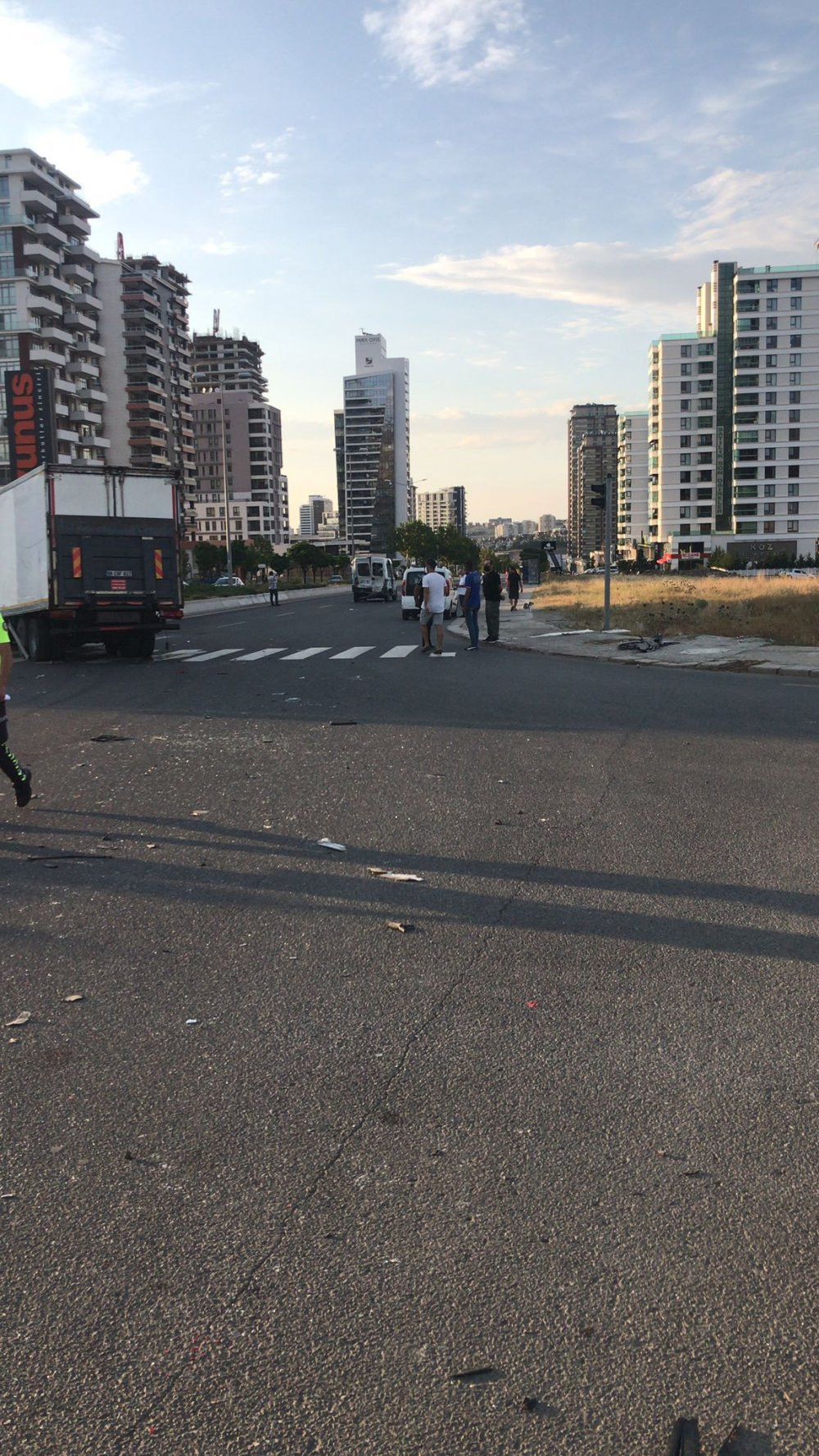 KRT ve ANKA'nın Yönetim Kurulu Başkanı Ali Fırat Atabaş, eşi ve 9 yaşındaki kızı Dicle ile birlikte trafik kazası geçirdi - Resim : 4