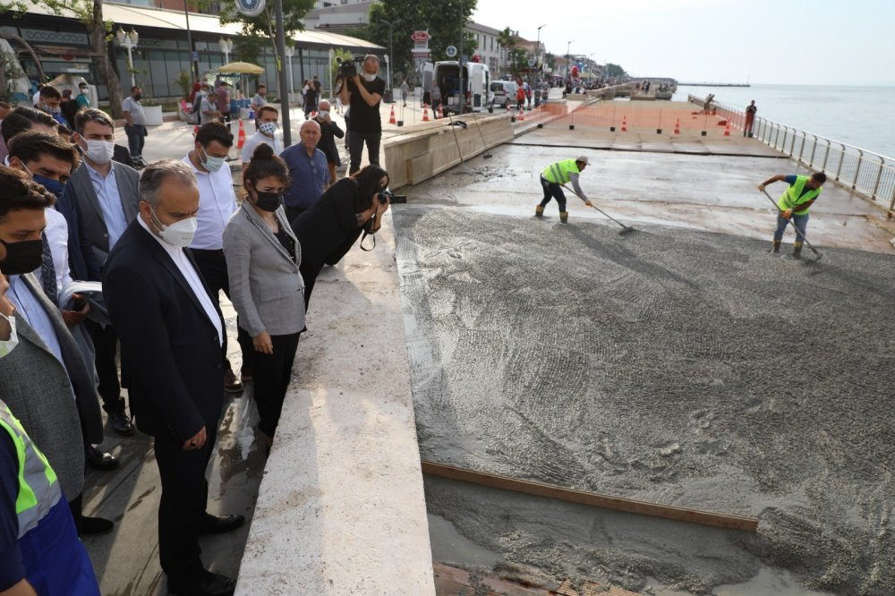 AKP'li büyükşehir belediyesinde 'israf' skandalı - Resim : 4