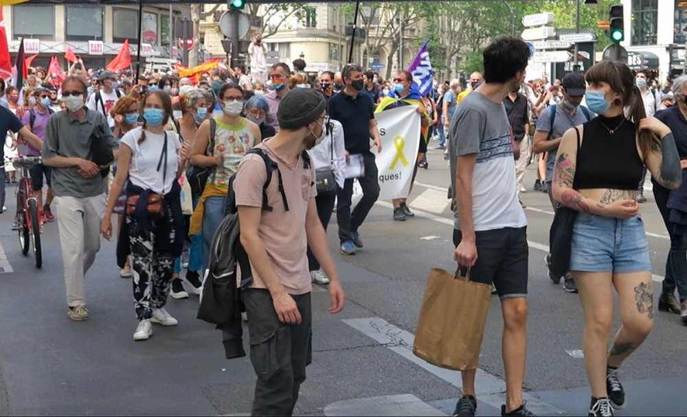 Fransa'da aşırı sağa karşı 'Özgürlük Yürüyüşü' düzenlendi - Resim : 2