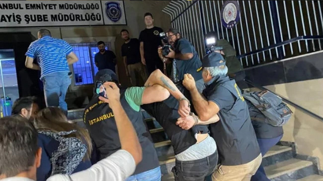 2 kişiyi öldürüp 2 polisi vuran zanlılardan ikincisi de yakalandı - Resim : 2