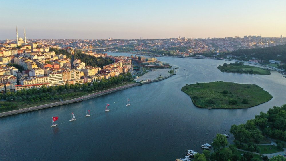 İmamoğlu'ndan, 'Haliç kirlendi' iddialarına fotoğraflarla yanıt - Resim : 4