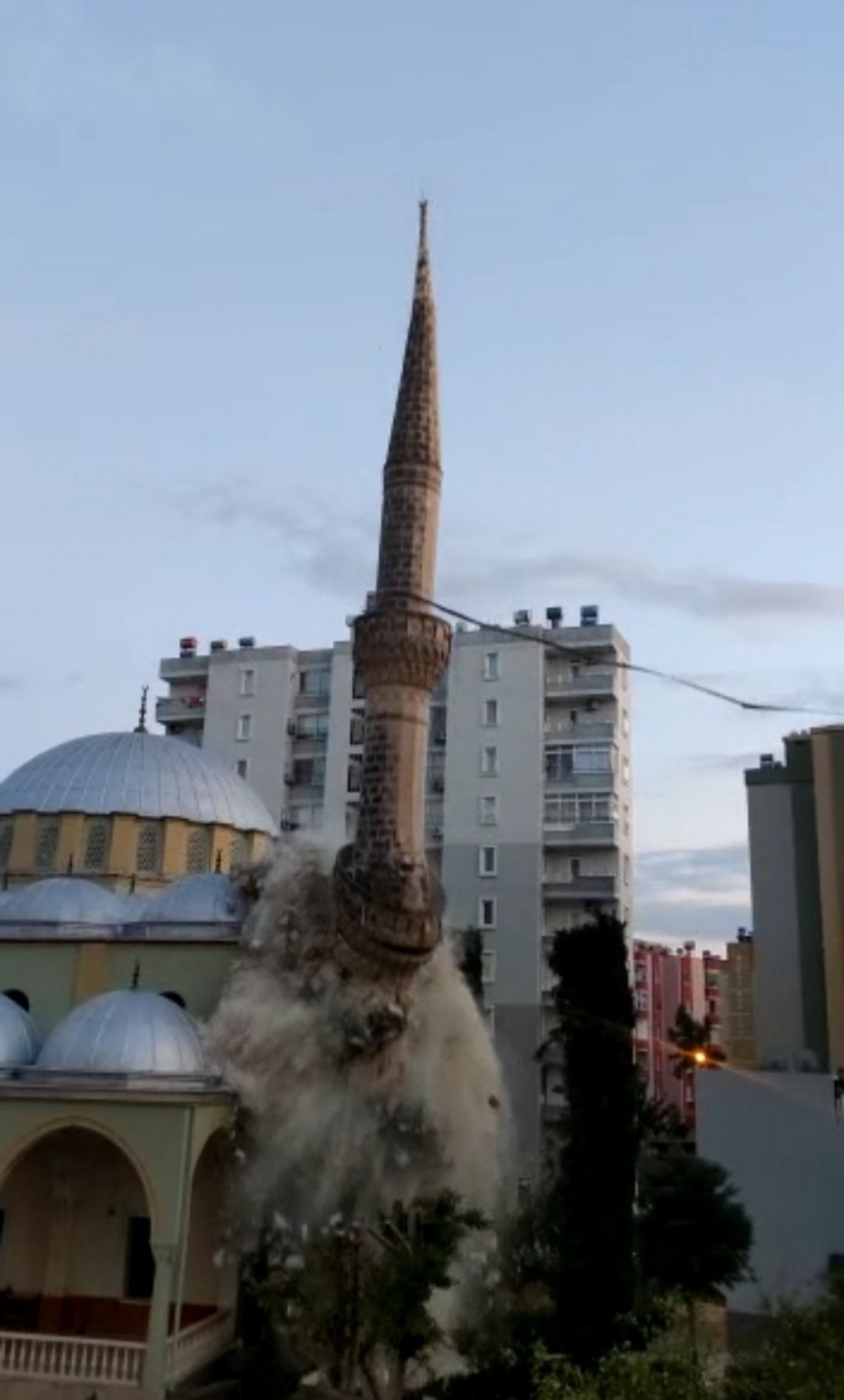 150 caminin minaresi yıkılacak - Resim : 1