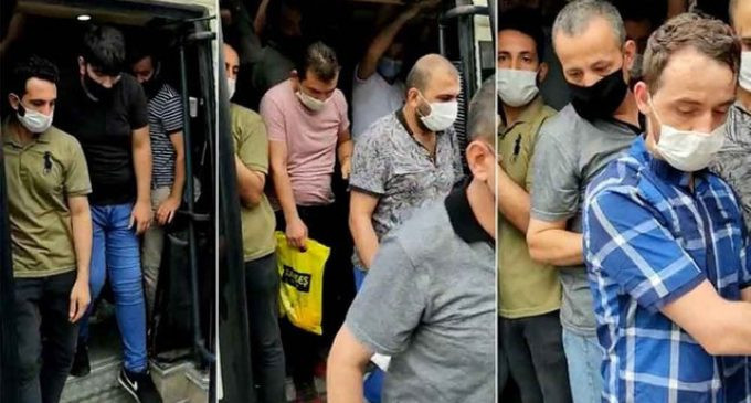 Esenyurt'ta yeni rekor; minib&uuml;sten 42 yolcu &ccedil;ıktı &nbsp; - Resim : 1