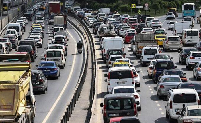 İstanbul'da kısıtlamasız cumartesi yoğunluğu - Resim : 3