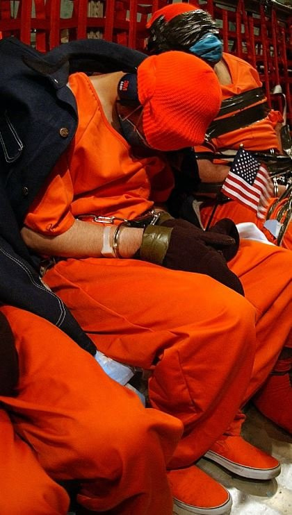 ABD’nin İncirlik Üssü’ndeki flaş fotoğraflar 20 yıl sonra paylaşıldı - Resim : 1