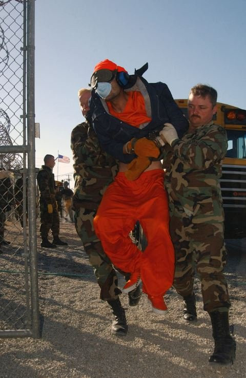 ABD’nin İncirlik Üssü’ndeki flaş fotoğraflar 20 yıl sonra paylaşıldı - Resim : 2