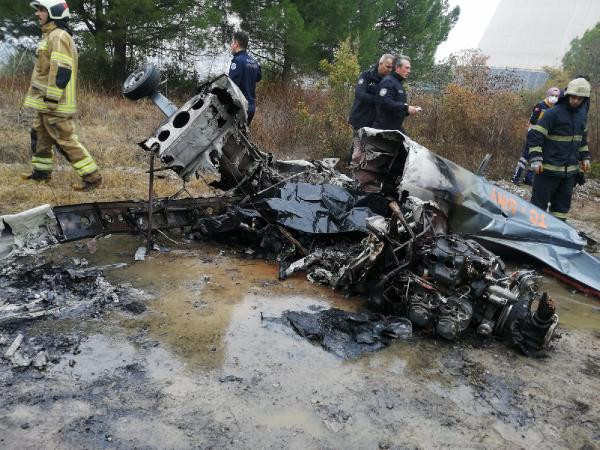 Bursa'da uçak düştü: 2 kişi öldü - Resim : 3