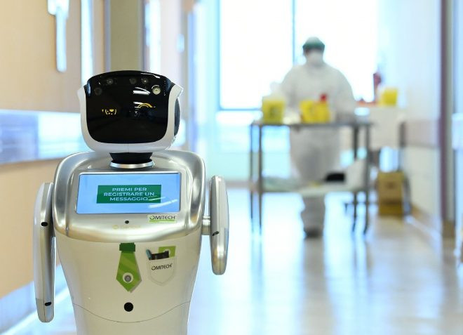 İtalya'da koronavirüse karşı robotlar devreye girdi - Resim : 3