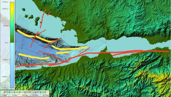 Prof. Şener &Uuml;ş&uuml;mezsoy İstanbul i&ccedil;in &ouml;ld&uuml;r&uuml;c&uuml; fay hattının ger&ccedil;ekte nereden ge&ccedil;tiğini a&ccedil;ıkladı - Resim : 1