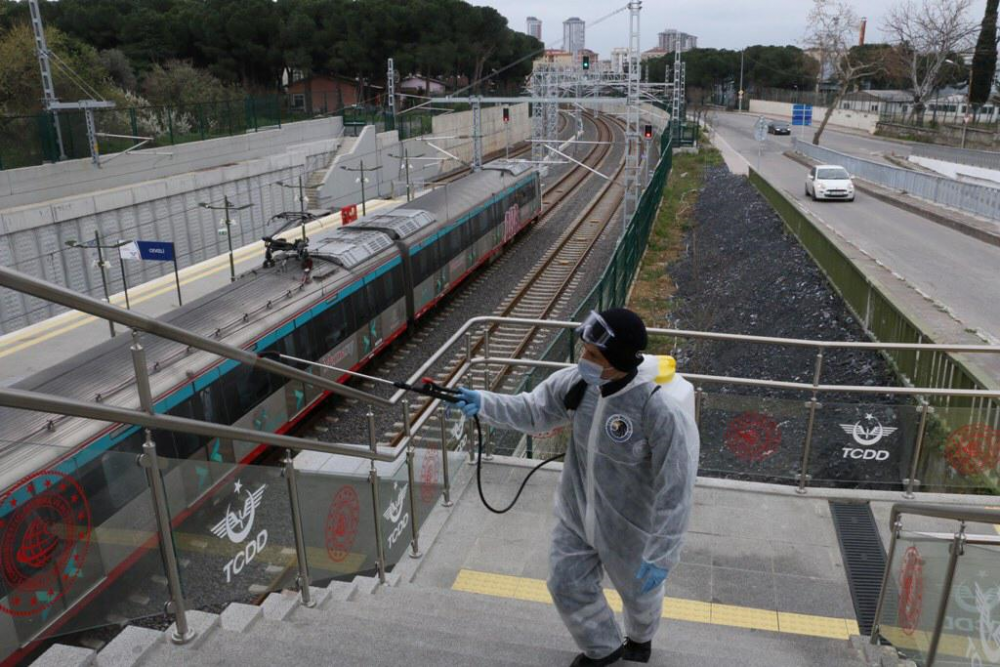 Kartal Belediyesi’nden Marmaray istasyonlarında ikinci kez dezenfekte çalışması - Resim : 3