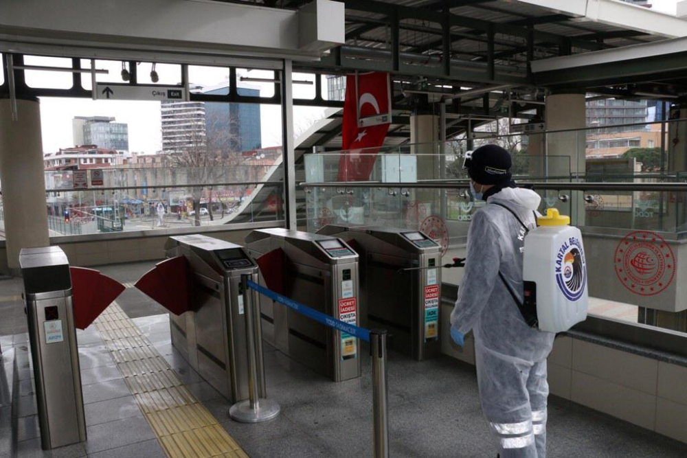 Kartal Belediyesi’nden Marmaray istasyonlarında ikinci kez dezenfekte çalışması - Resim : 5