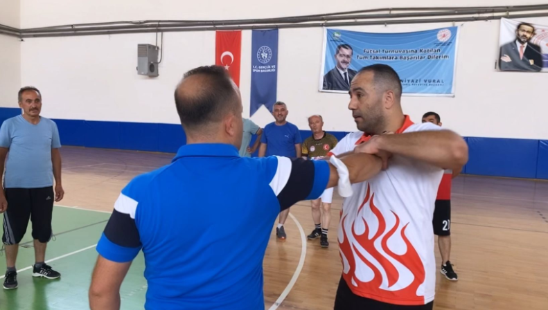 Zabıtalara Kempo Savunma Sporları tarafından eğitim ve gelişim semineri  - Resim : 1